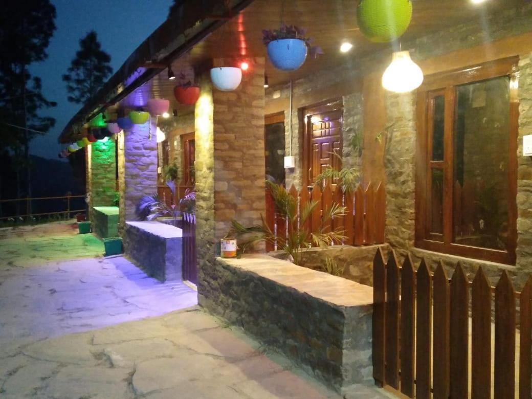 Nature Villaas Basa Homestay Pauri 외부 사진