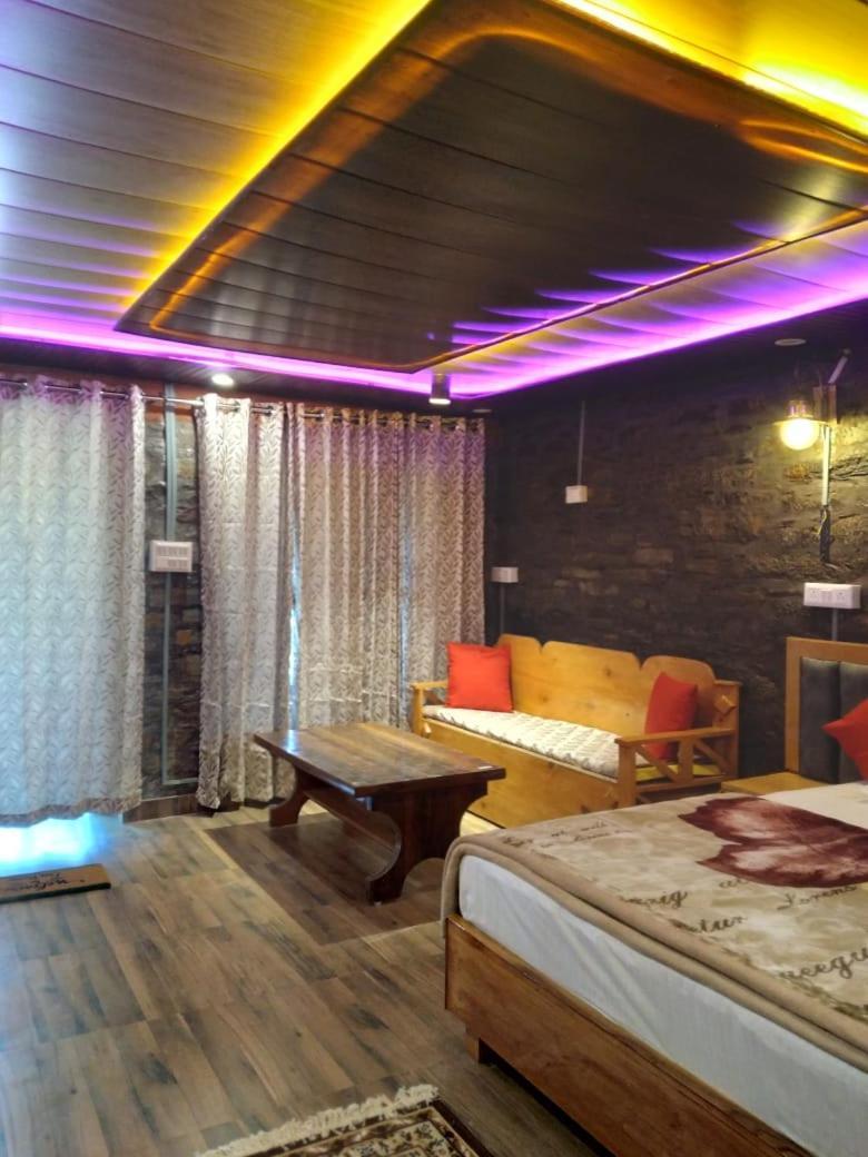 Nature Villaas Basa Homestay Pauri 외부 사진