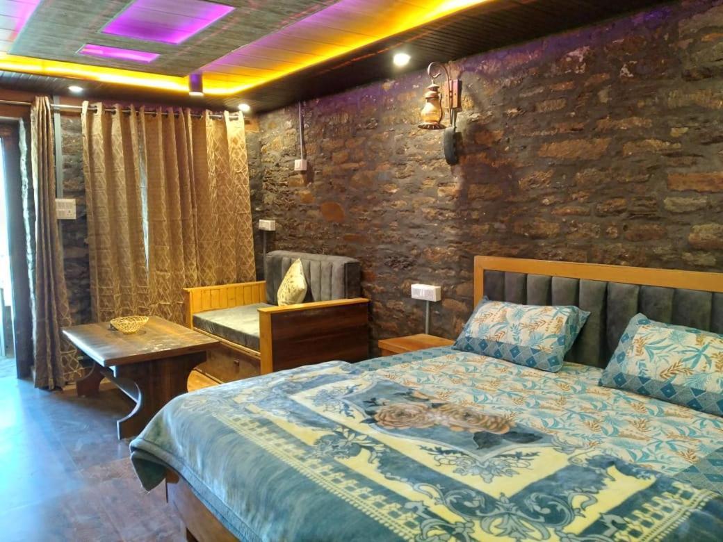 Nature Villaas Basa Homestay Pauri 외부 사진