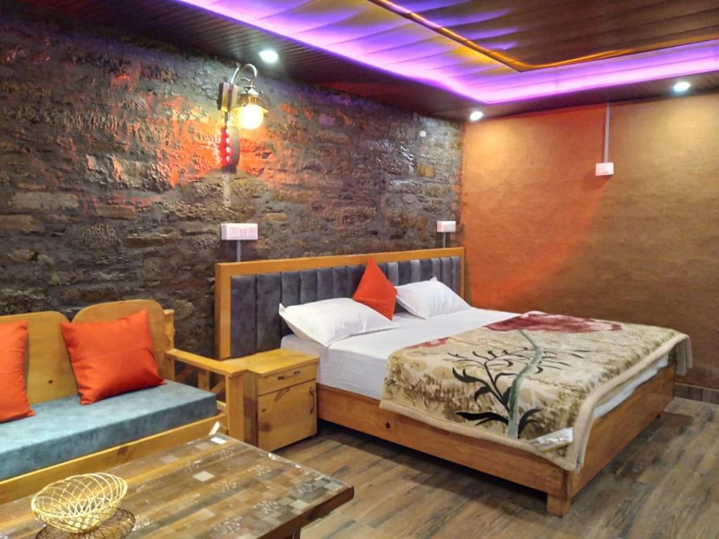 Nature Villaas Basa Homestay Pauri 외부 사진