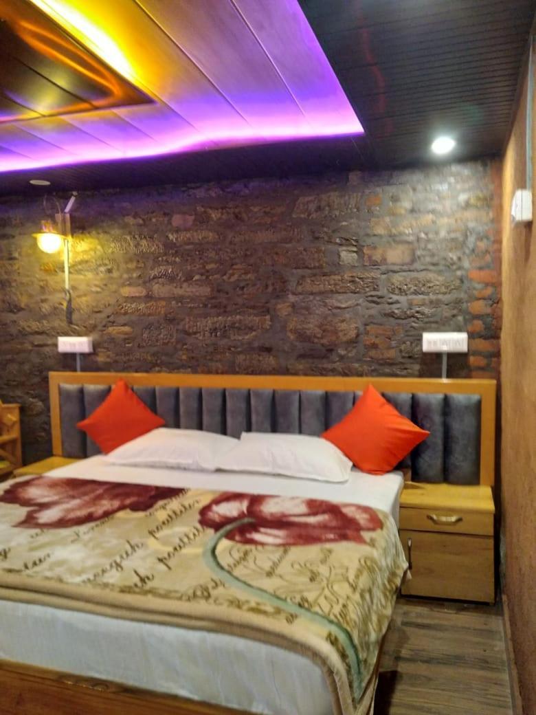Nature Villaas Basa Homestay Pauri 외부 사진