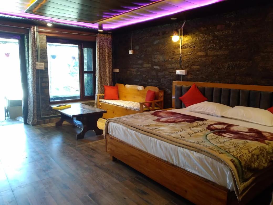 Nature Villaas Basa Homestay Pauri 외부 사진